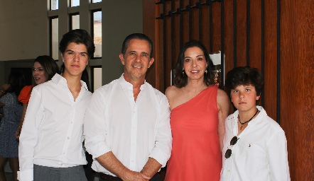  Familia Espinosa Limón.