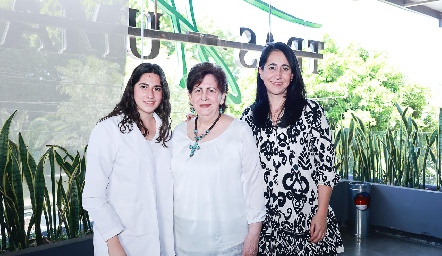  María Jose Téllez, María Martha Motilla y Adriana Teniente.
