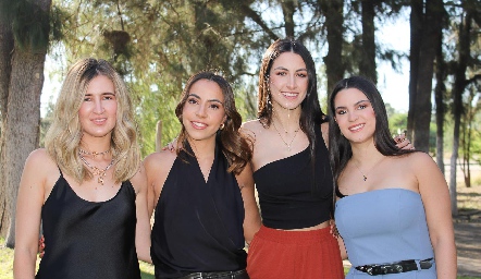  Macarena Anaya, Mariana Anaya, Ximena Nieto y Patty Leos.