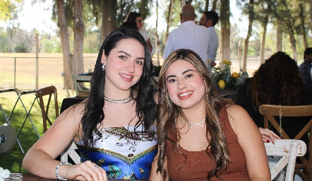  Sofía Liñán y Michelle Guzmán.