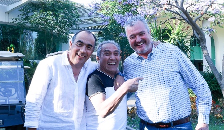  Fernando López, Arturo González y Juan Hernández.