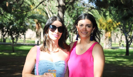  Angie Alessi y María García.