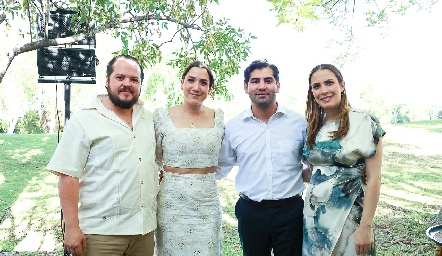  Servando Gutiérrez, Montze Ortiz, Gibrán Delsol y Sofía García.