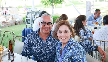  Enrique Morales y Ángeles Barba.