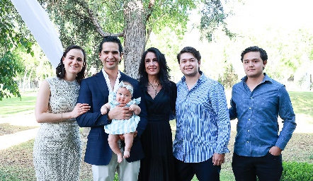  Susana Schekaibán, Héctor Hernández, Emilia Hernández, Rosy Hernández, Rómulo Rodríguez y  Emilio Rodríguez.