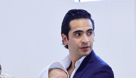  Héctor Hernández y Emilia Hernández.