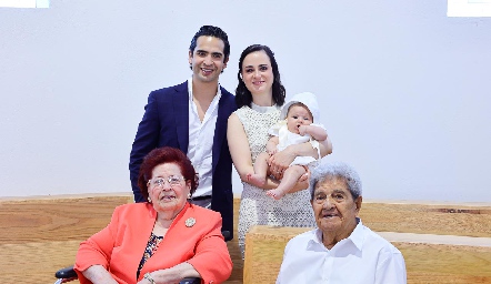 Héctor Hernández, Susana Schekaibán, Emilia Hernández, Rosa de la Nieves Flores y Jerónimo Hernández.