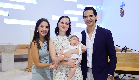  Jimena Hernández, Susana Schekaibán, Emilia Hernández y Héctor Hernández.