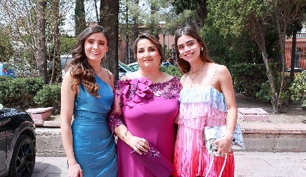  María Paula Tacea, Martha Herrera y Susana de Luna.