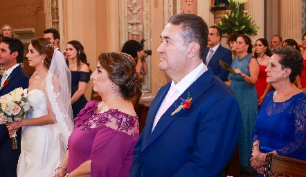 Martha Herrera y Alfonso Jerez, papás de la novia.