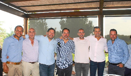  Miguel Fernández, Caly Hinojosa, Gerardo Gaytán, José Pérez Pavón, Manuel González, 
Carlos de los Santos y Karl Ruckgaber.
