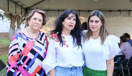  Mati Ocejo, Elizabeth Rodríguez y Bárbara Berrones.