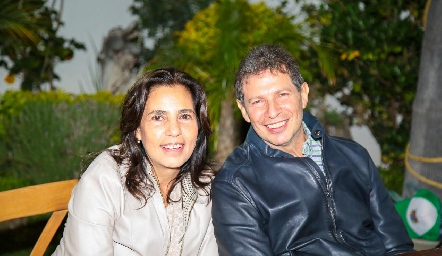  Gabriela Chevaile y Luis Navarro.