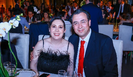  María Luisa Aburto y Oscar González.