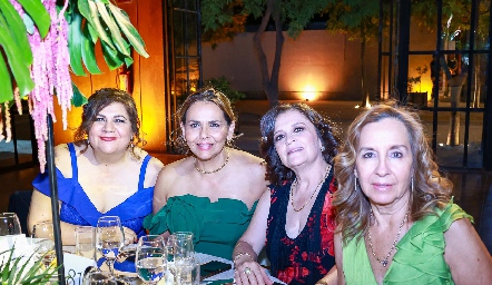  Sandra Guevara, Toyita Villalobos, Fabiola González y Maru Velázquez.