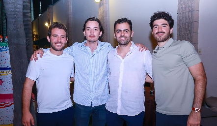 Roberto, Sebastián Martínez, Juan Pablo Abud y Héctor Mahbub.