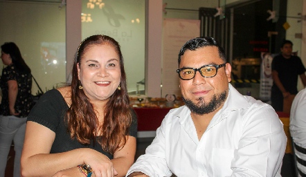  Guadalupe Sánchez y Ricardo Hernández.