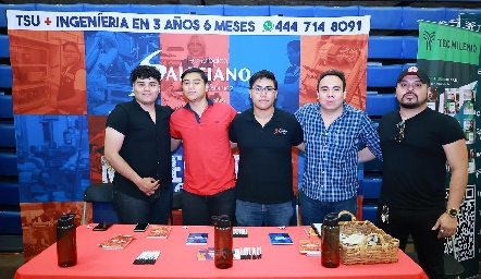  Daniel González, Alejandro Guzmán, Néstor Pérez, Moisés Galván y Gabriel Pineda.