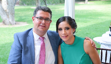  Poncho Grajeda y Luzma Moreno.
