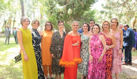 Primas Bárcena, Cecilia, Martha, Fernanda, Maricarmen, Ana Clara, Lupita, María Clara, Sofía, Maru y Bea.
