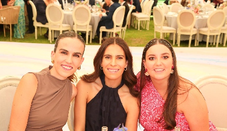  Marijó Berrueta, Marijó Rojas y Marisol González.