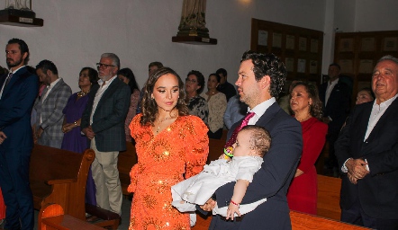  María José Ramírez y Daniel Granados con su hijo Marcelo.