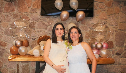  Mariana Rodríguez y su mamá Claudia Quintero.