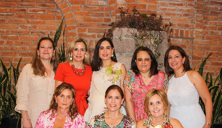  Lorena Martínez, Patty Annette, Mariana Rodríguez, Coco Leos, Claudia Quintero, Lorena Robles, Susana Jonguitud y Silvia Aguilar.