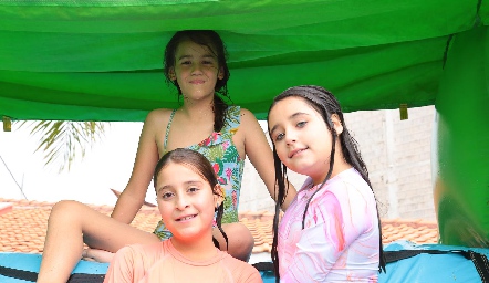  Luciana, Isabella y Aitana.