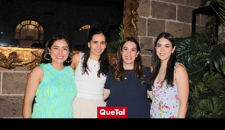  Mariazel Auces, Ana Sofía Camperos, Ana Aranda González y Ana Karen Martínez.