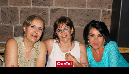  Norma López, Luz Elena Redondo y Yoya González.