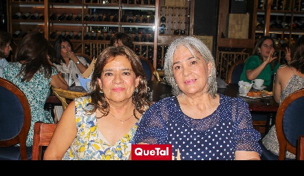  Ana Robles y Norma Lozano.