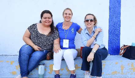  Eunice Aguilar, Leyla Silva y Minerva Quesada.