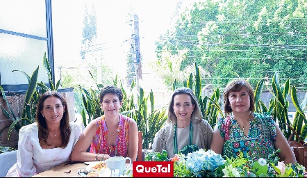  Odile Sánchez, Yusa Coulon, Lucía Martínez y Tere Barrera.