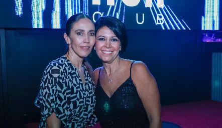  Mónica Abud y Zayra Ríos.