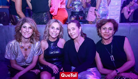  Rocío, Marcela, Maribel y Consuelo.