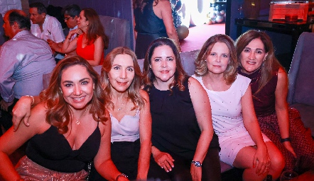  Angélica, Celina Conde, Gaby Carreón, Eva Anaya y Ana Anaya.