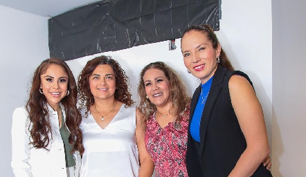 Paola Longoria, Yali Longoria, Rosy Hernández y Samantha Salas.