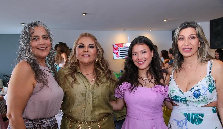  Magdalena Salas, Leticia Longoria, Karime y Nora Izar.