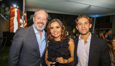  Daniel Carreras, Lorena Torres y Daniel Carreras.