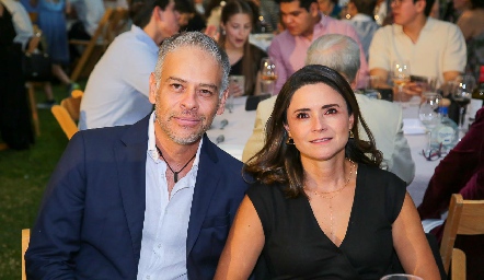  Alejandro y Paola García.