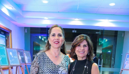  Gabriela Payán y Lucía Escobedo.