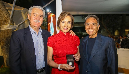  Mario Leal, Patricia de la Rosa, Hole In One Tai Chi y Martín Romo.