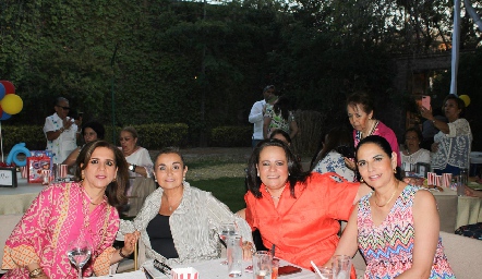  Ana Emelia Tobías, Morena Pérez, Coco Leos y Malú Espinosa.