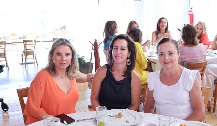  Karla Saucedo de Heinze, Alejandra Ávila e Isabel Camargo.
