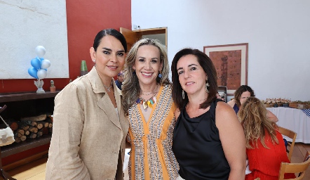  Marily Tobías, Maricarmen Ayala y Alejandra Ávila.