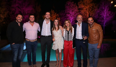  Familia de los Santos Pizzuto, Marcelo de los Santos, Santiago Rosillo, Eduardo Torre, Ana Paula, Daniela, Marcelo y Andrés de los Santos.