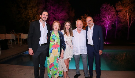  Eduardo Torre, Lynnette Pizzuto, Ana Paula de los Santos, Guillermo Pizzuto y Marcelo de los Santos.