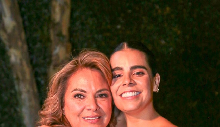  Maru Díaz Infante y Marily Tobías.