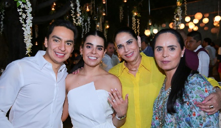  Emilio Payán, Marily Tobías, Malú de Morales y Angélica Díaz Infante.